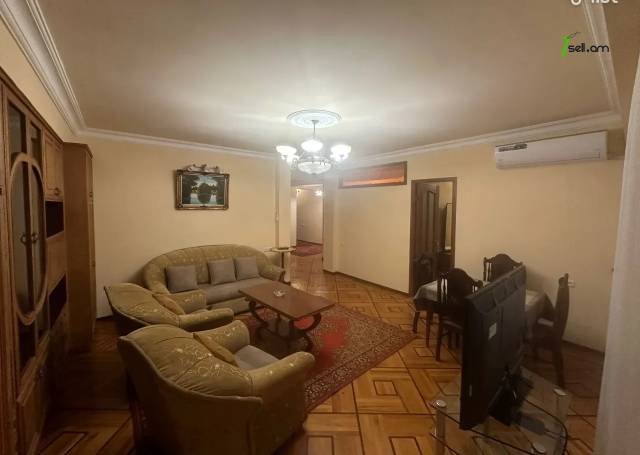 3 սենյականոց բնակարան Պուշկինի փողոցում, 80 քմ, 2/9 հարկ, մասնակի վերանորոգում