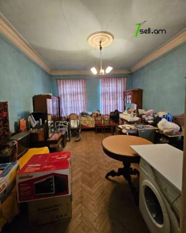 3 սենյականոց բնակարան Ղազարոս Աղայան փողոցում, 100 ք.մ., բարձր առաստաղներ, 1/4 հարկ