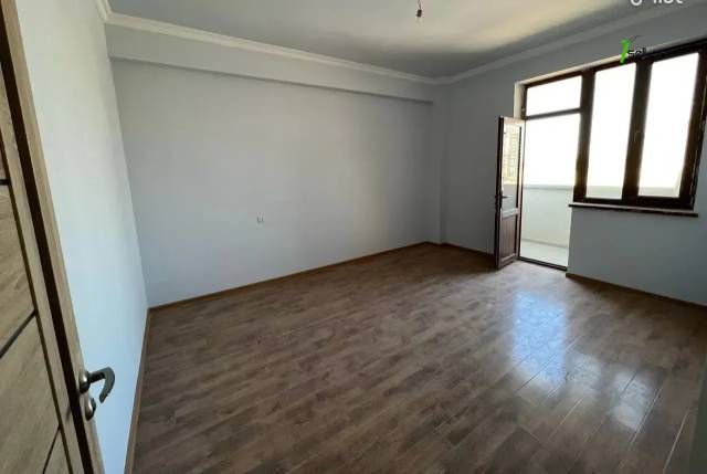 3 սենյականոց բնակարան նորակառույց շենքում Մոնթե Մելքոնյան փողոցում, 99 ք.մ., 8/17 հարկ