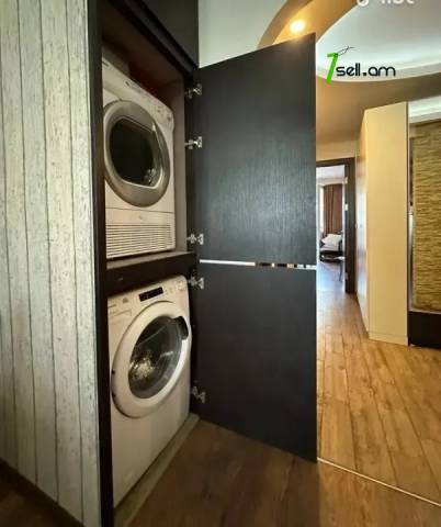 3 սենյականոց բնակարան Ամիրյան փողոցում, 69 քմ, 3/11 հարկ, 2 սանհանգույց, կապիտալ վերանորոգված