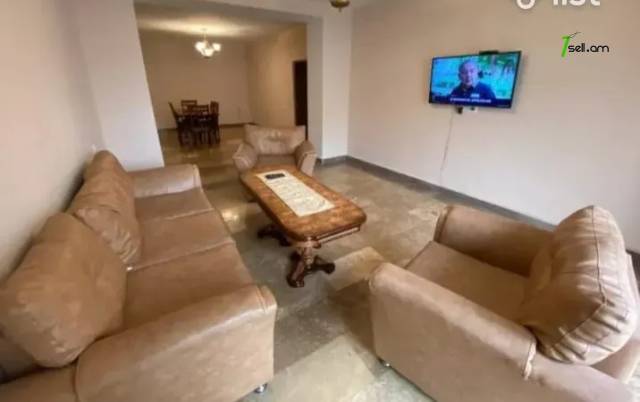 Երկու հարկանի տուն Մարշալ Խուդյակովի փողոցում Ավանում, 262 քմ, 3+ սանհանգույց, կապիտալ վերանորոգված