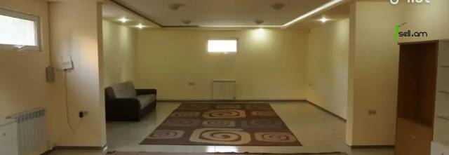 Երկու հարկանի քարե տուն, Վահագնի Թաղամաս Աջափնյակում, 401 ք.մ., 3+ սանհանգույց, կապիտալ վերանորոգված