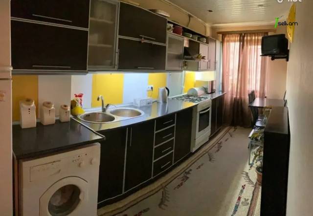 3 սենյականոց բնակարան Տիգրան Պետրոսյանի փողոցում, 76 քմ, 6/9 հարկ, կոսմետիկ վերանորոգում