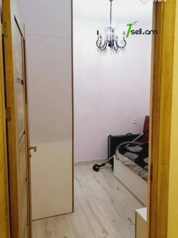 4 սենյականոց բնակարան նորակառույց շենքում, Ծիծեռնակաբերդի խճուղի, 105 ք.մ., 2 սանհանգույց