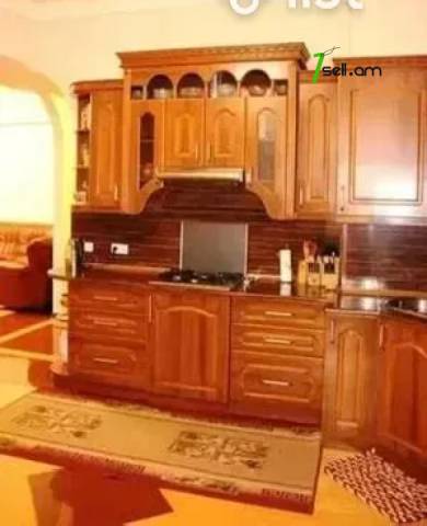 4 սենյականոց բնակարան նորակառույց շենքում Տերյան փողոցում, 193 քմ, 7/9 հարկ, 2 սանհանգույց