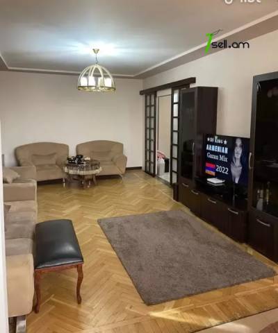 3 սենյականոց բնակարան Էրեբունիում, 93 քմ, 2 սանհանգույց, կապիտալ վերանորոգված, քարե շենք