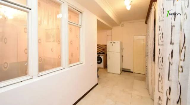 3 սենյականոց բնակարան Խորենացու փողոցում, 93 ք.մ., կապիտալ վերանորոգված