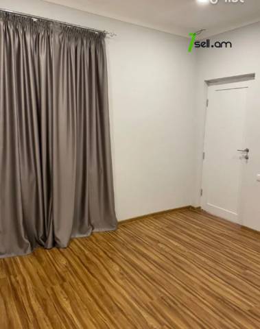 Մեկ հարկանի քարե տուն Նալբանդյան փողոցում կենտրոնում, 50 ք.մ., եվրովերանորոգված