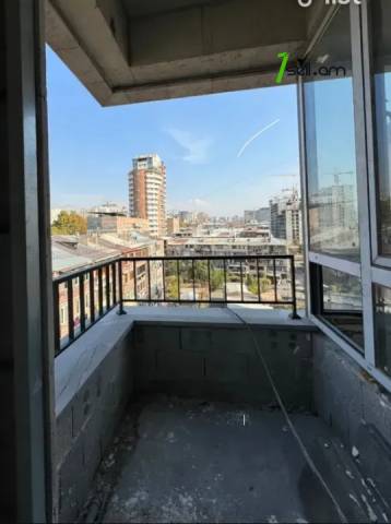 4 սենյականոց բնակարան նորակառույց շենքում Մամիկոնյանց փողոցում, 111 ք.մ., 7/14 հարկ, 2 սանհանգույց