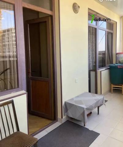 4 սենյականոց բնակարան նորակառույց շենքում Կոմիտասի պողոտայում, 130 քմ, 2 սանհանգույց