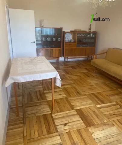 4 սենյականոց բնակարան, Հարավ Արևմտյան Բ2 թաղամաս, 100 ք.մ., 4/10 հարկ, մասնակի վերանորոգում