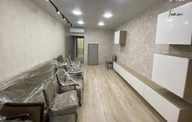 4 սենյականոց բնակարան Սունդուկյան փողոցում, 85 ք.մ., 1/5 հարկ, 2 սանհանգույց