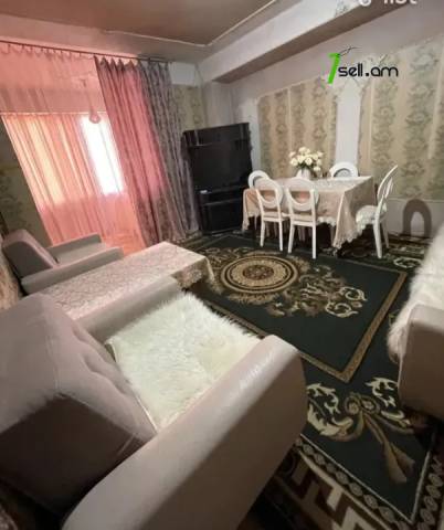 2 սենյականոց բնակարան Գուսան Շերամի փողոցում, 56 ք.մ., նախավերջին հարկ, մասնակի վերանորոգում