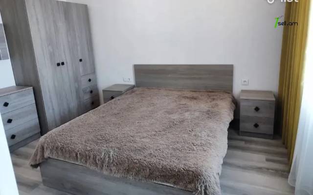3 սենյականոց բնակարան նորակառույց շենքում, Davtashen 4th Block, 76 ք.մ., բարձր առաստաղներ