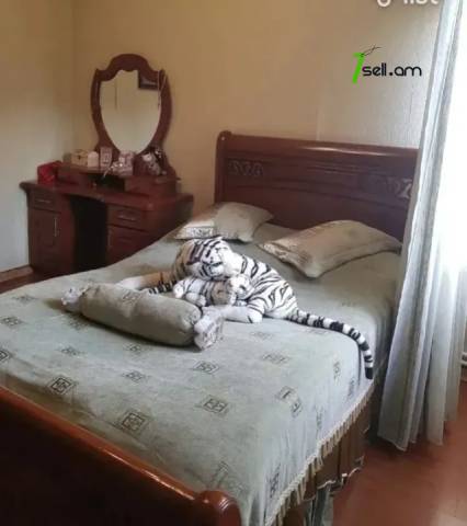 4 սենյականոց բնակարան Գուսան Շերամի փողոցում, 92 ք.մ., 6/9 հարկ, կոսմետիկ վերանորոգում