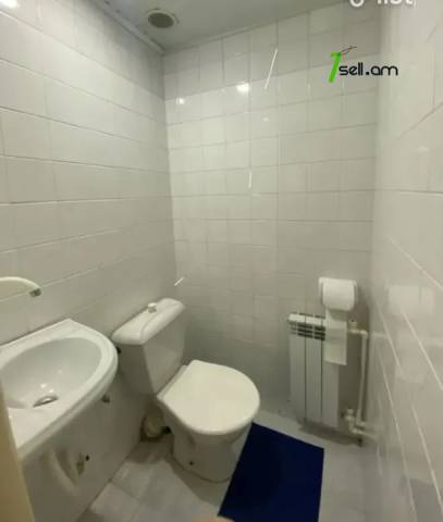 3 սենյականոց բնակարան Լեփսիուսի փողոցում, 78 ք.մ., 5/9 հարկ, մասնակի վերանորոգում