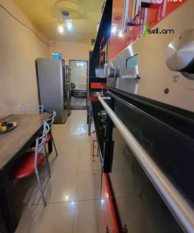 3 սենյականոց բնակարան Խաղաղ Դոնի փողոցում, 85 քմ, 9/14 հարկ, կապիտալ վերանորոգված