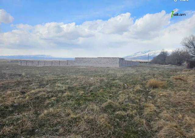 Հողատարածք բնակելի շինությունների համար, Улица Егварда Нати Եղվարդում, 7200 ք.մ.