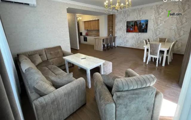 Երկու հարկանի քարե տուն, Գ-1 թաղամաս Աջափնյակում, 150 քմ, 2 սանհանգույց, կապիտալ վերանորոգված