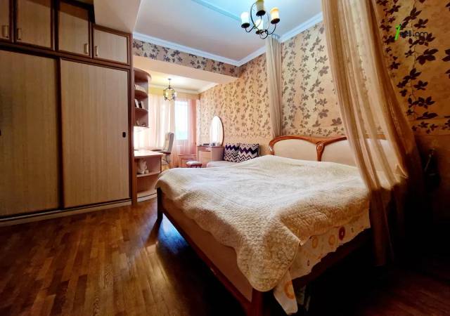 Ընդարձակ 5 սենյականոց բնակարան նորակառույց շենքում Այգեձորի փողոցում, 300 ք.մ., 3+ սանհանգույց