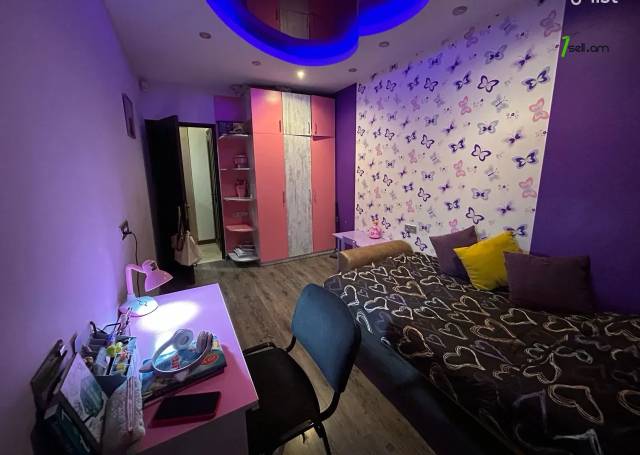 3 սենյականոց բնակարան, Davtashen 4th Street, 80 ք.մ., դիզայներական ոճով վերանորոգված