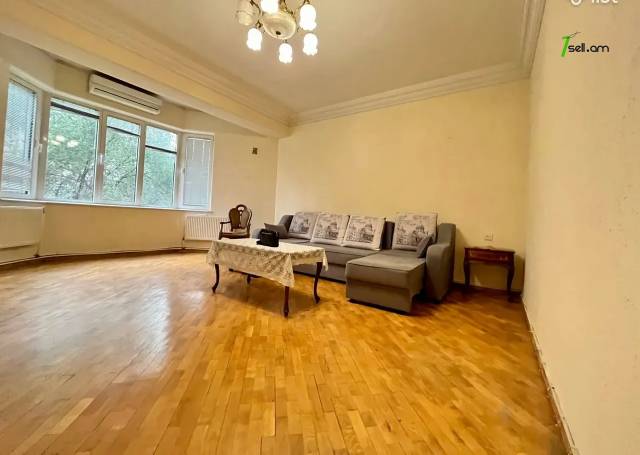 2 սենյականոց բնակարան նորակառույց շենքում Ամիրյան փողոցում, 65 ք.մ., 2 սանհանգույց, բարձր առաստաղներ