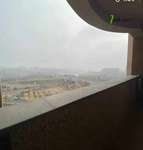 4 սենյականոց բնակարան նորակառույց շենքում Սասնա Ծռերի փողոցում, 111 ք.մ., 2 սանհանգույց