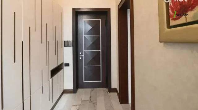 2 սենյականոց բնակարան Կոմիտասի պողոտայում, 68 ք.մ., բարձր առաստաղներ, կապիտալ վերանորոգված