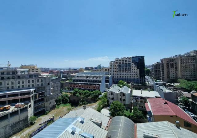 3 սենյականոց բնակարան նորակառույց շենքում Տերյան փողոցում, 130 ք.մ., 2 սանհանգույց, բարձր առաստաղներ