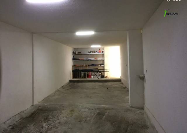 Երկու հարկանի քարե տուն Ազատության պողոտայում Արաբկիրում, 230 քմ, 3+ սանհանգույց