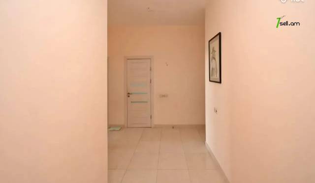 3 սենյականոց բնակարան նորակառույց շենքում Պարույր Սևակի փողոցում, 88 ք.մ., 2 սանհանգույց