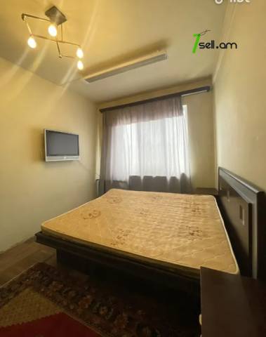 3 սենյականոց բնակարան Պարույր Սևակի փողոցում, 78 քմ, եվրովերանորոգված