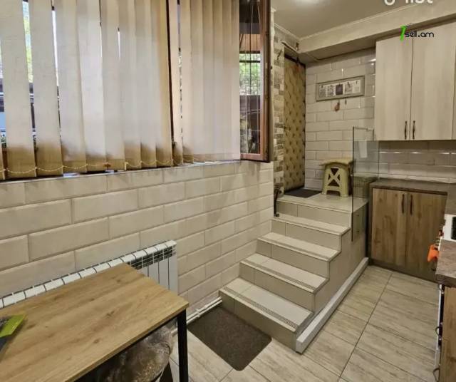 Բազմաֆունկցիոնալ գույք Կիևյան փողոցում Արաբկիրում, 40 ք.մ.