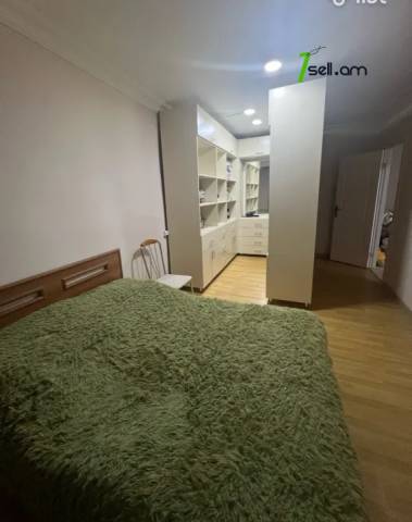 2 սենյականոց բնակարան Արամ Խաչատրյանի փողոցում, 50 քմ, 9/13 հարկ, դիզայներական ոճով վերանորոգված