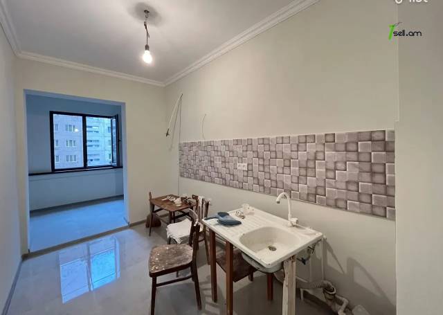 2 սենյականոց բնակարան, Դավթաշեն 2-րդ թաղամաս, 67 ք.մ., 3/9 հարկ, կապիտալ վերանորոգված