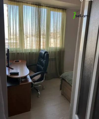 3 սենյականոց բնակարան Գուսան Շերամի փողոցում, 80 ք.մ., 7/9 հարկ, կապիտալ վերանորոգված