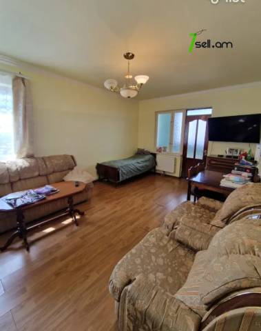 2 սենյականոց բնակարան Քանաքեռի 14-րդ փողոցում, 52 քմ, 5/9 հարկ, կապիտալ վերանորոգված