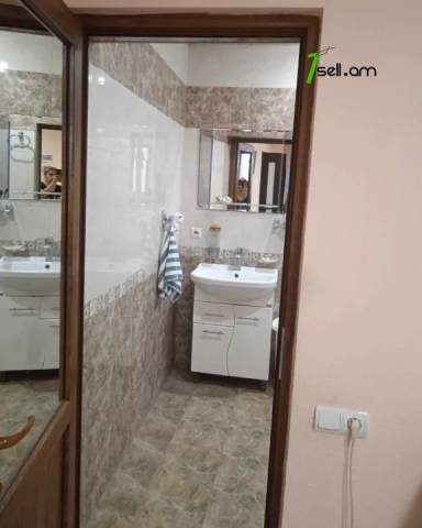 Մեկ հարկանի քարե տուն Հայկ Բժշկյանց փողոցում Հայանիստում, 150 քմ, կապիտալ վերանորոգված