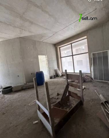 Բազմաֆունկցիոնալ գույք Կոմիտասի պողոտայում Արաբկիրում, 620 քմ