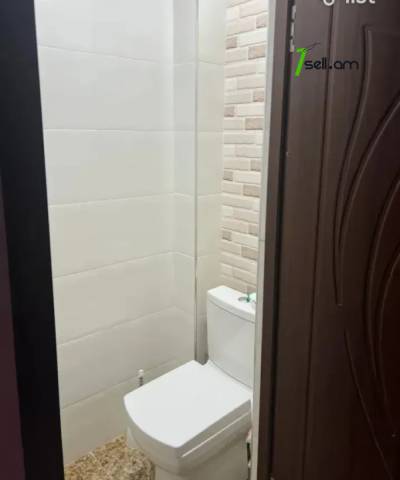 3 սենյականոց բնակարան Զաքարիա Քանաքեռցու փողոցում, 80 քմ, 5/9 հարկ, մի քանի պատշգամբ