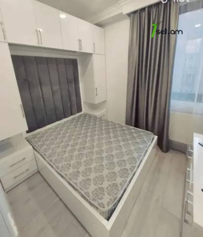 3 սենյականոց բնակարան նորակառույց շենքում Հանրապետության փողոցում, 60 քմ, նախավերջին հարկ