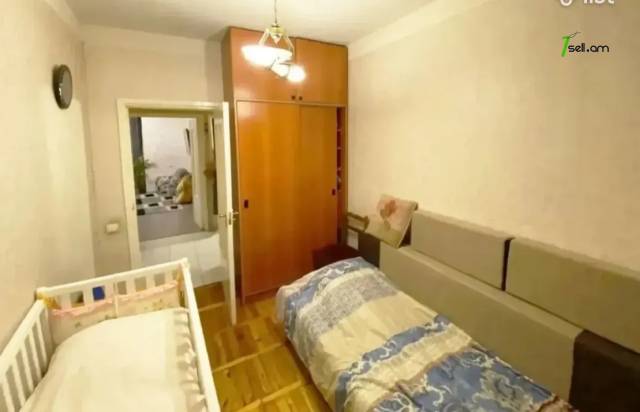 3 սենյականոց բնակարան Արցախի պողոտայում, 71 քմ, նախավերջին հարկ, կոսմետիկ վերանորոգում