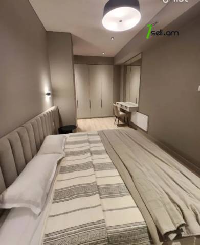 3 սենյականոց բնակարան նորակառույց շենքում Ալեք Մանուկյան փողոցում, 73 ք.մ., նախավերջին հարկ