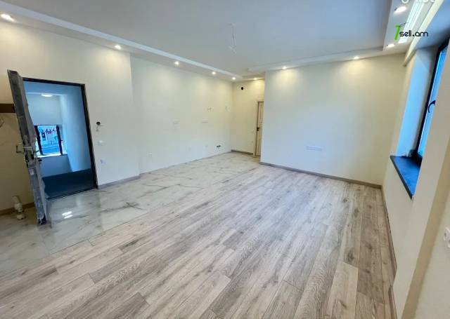 2 սենյականոց բնակարան նորակառույց շենքում Գրիգոր Աղաբաբյան փողոցում, 47 քմ, 2/5 հարկ