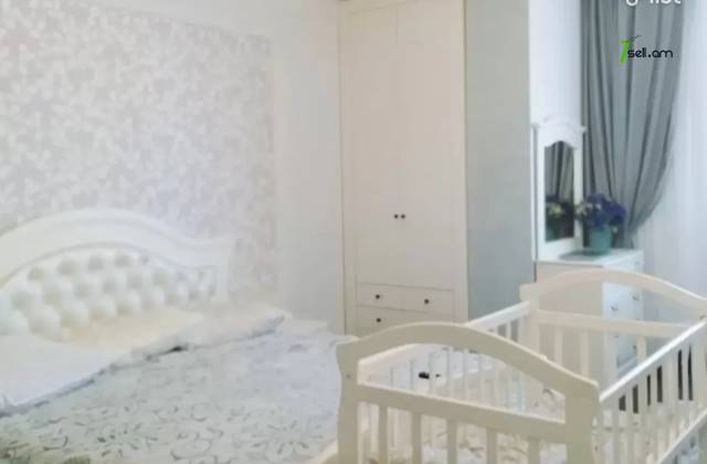 Ընդարձակ 3 սենյականոց բնակարան նորակառույց շենքում Ավանում, 190 քմ, բարձր առաստաղներ