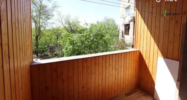3 սենյականոց բնակարան Գայի պողոտայում, 90 ք.մ., 2/12 հարկ, կապիտալ վերանորոգված