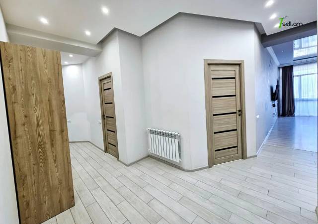 3 սենյականոց բնակարան նորակառույց շենքում, Ծիծեռնակաբերդի խճուղի, 85 ք.մ., բարձր առաստաղներ