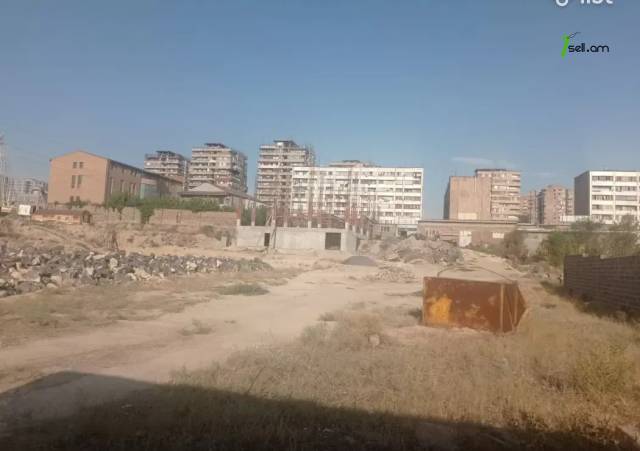 Հողատարածք բնակելի շինությունների համար Աջափնյակում, 1500 ք.մ.