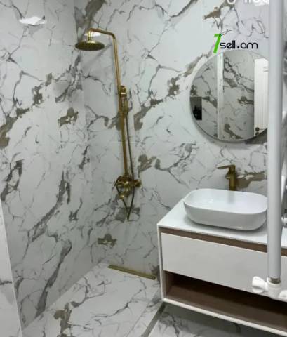 3 սենյականոց բնակարան Մինսկի փողոցում, 67 ք.մ., դիզայներական ոճով վերանորոգված