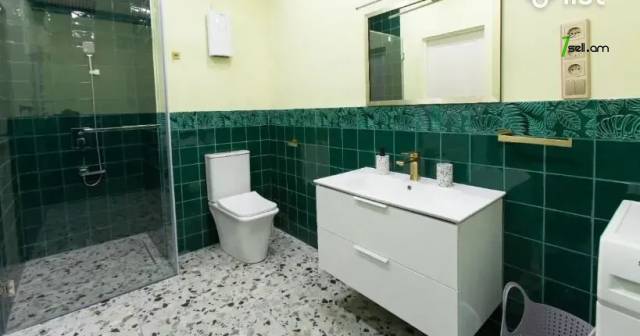 2 սենյականոց բնակարան նորակառույց շենքում Ամիրյան փողոցում, 61 ք.մ., բարձր առաստաղներ, 9/11 հարկ
